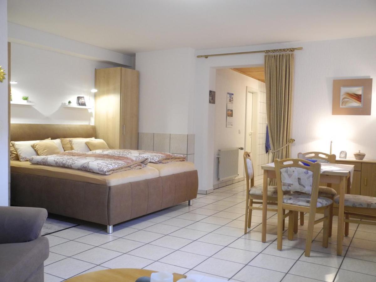 Ferienwohnung Heinen Andernach Exterior foto