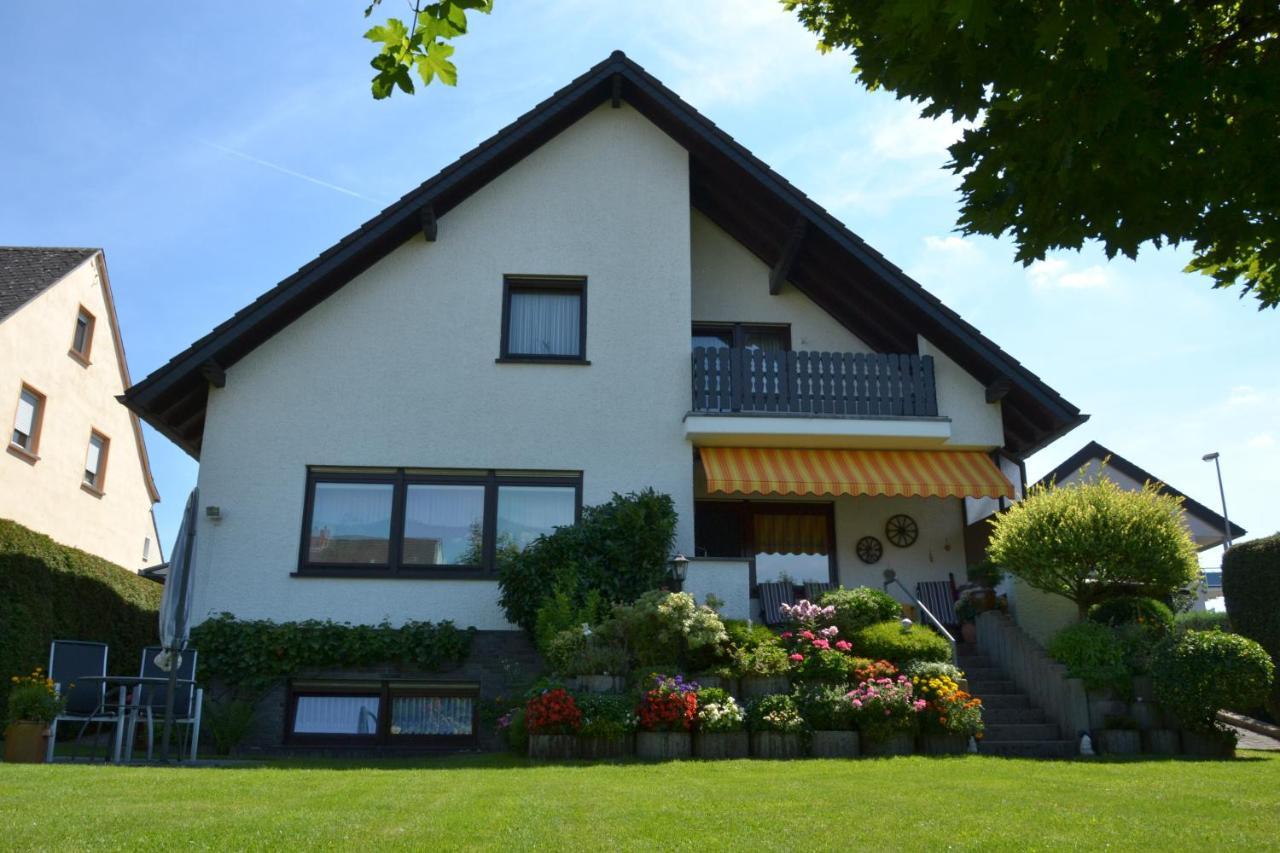 Ferienwohnung Heinen Andernach Exterior foto